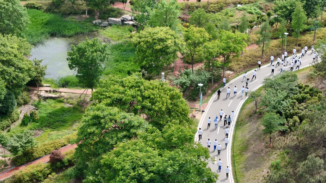 三峰透平举办迎 “ 五一 ” 庆祝工会成立100周年 “ 健康跑 ”活动